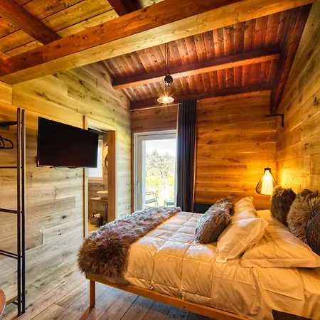 Maore Luxury & 4*