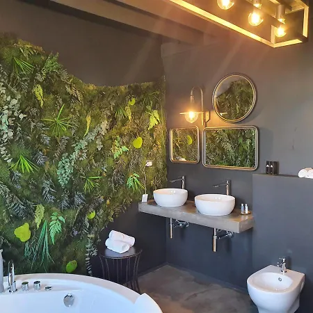Maore Luxury & 4* Làconi
