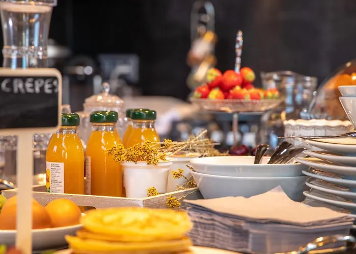 Maore Luxury & Penzion 4*