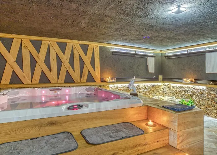 Maore Luxury & 4* Làconi