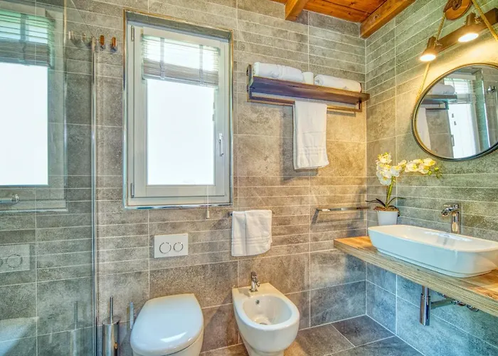 Penzion Maore Luxury & Làconi